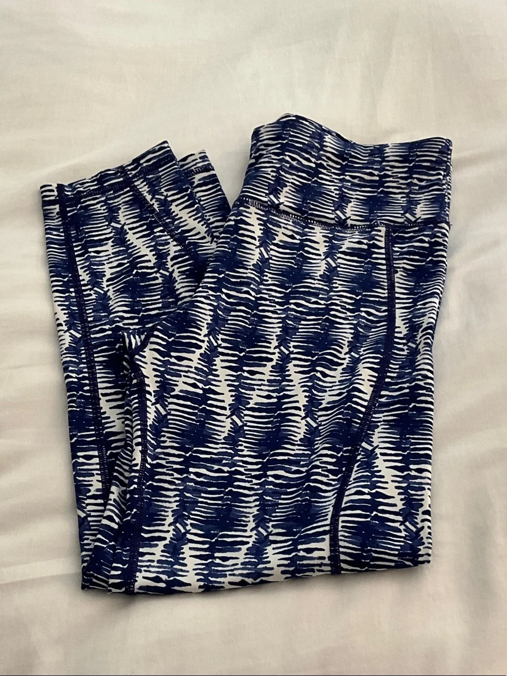 Vineyard Vines Navy and White Performance Leggings